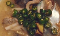 鲫鱼菌菇汤