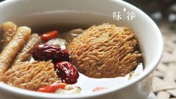 猴头菇炖鸡汤（秋冬养生）