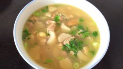 杏鲍菇鸡汤—营养又美味