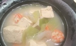 鲜虾豆腐浓汤