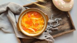 鲜美开胃: 风味西红柿杂菇汤