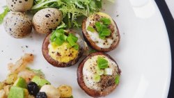 香菇鹌鹑蛋肉糜盒子