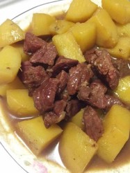 土豆炖牛肉