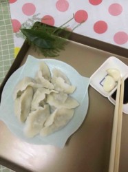 芹菜水饺