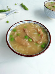 豌豆猪肝瘦肉粥
