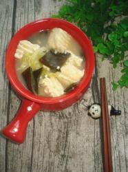 白菜海带豆腐汤