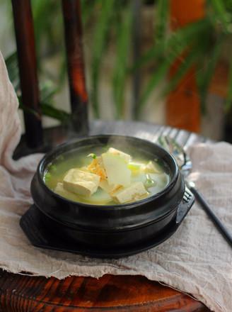 白萝卜豆腐汤