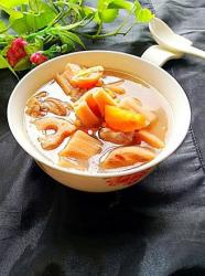 胡萝卜莲藕猪肘汤