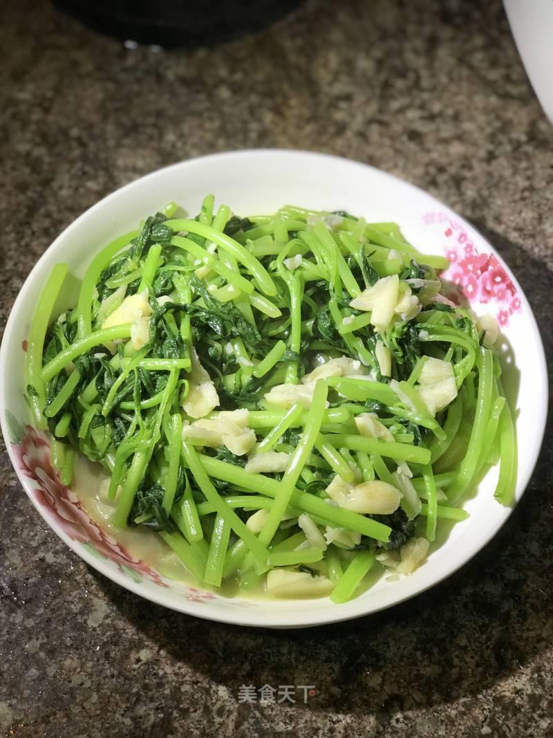 炒苋菜