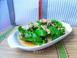 肉片炒青椒