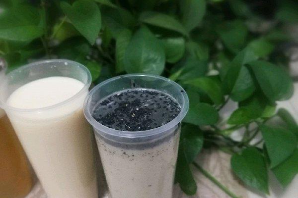 黑芝麻奶茶