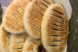 独家牛舌豆沙酥饼