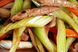 黑椒牛柳炒三鲜