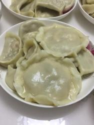 香葶虾仁馅饺子