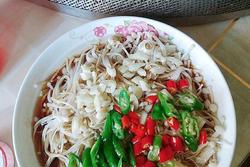 凉拌金针菇