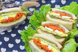 独家牛油果三明治