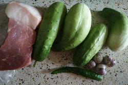 独家黄瓜炒肉