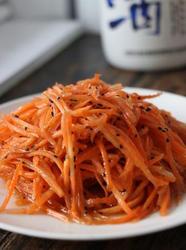 凉拌胡萝卜丝