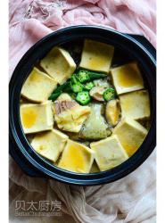 鲟龙鱼头豆腐砂锅