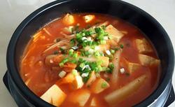 韩式泡菜豆腐煲
