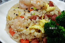 剩饭料理虾仁炒饭
