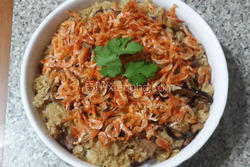 樱花虾油饭