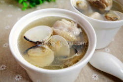蒜头蛤蛎鸡汤