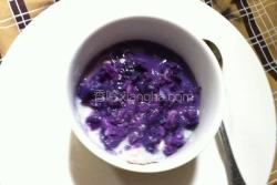 紫甘蓝鸡蛋豆腐羹