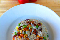 彩丁炒饭