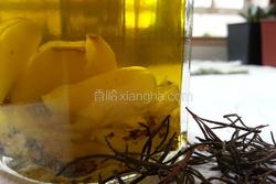 蒜头香草橄榄油