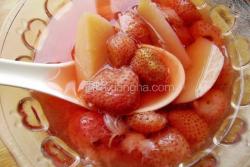 草莓桃
