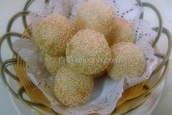 莲蓉芝麻球