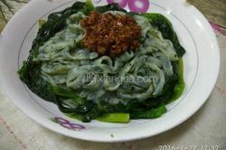原汁菠菜面