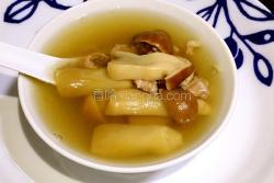 姬松茸炖瘦肉汤