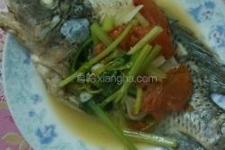 西红柿煮福寿鱼