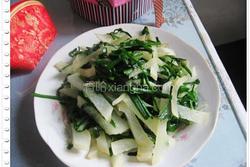 韭菜炒萝卜