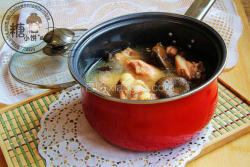 小鸡野菇汤
