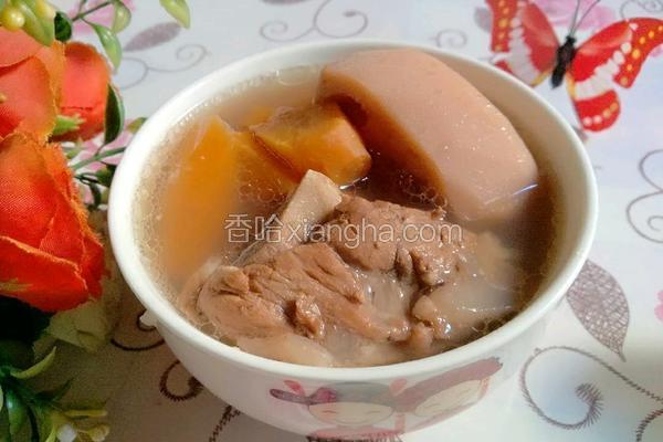 莲藕萝卜猪骨汤