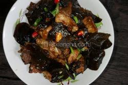 木耳炒肉