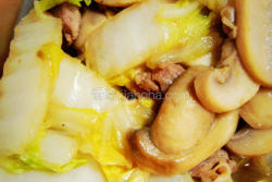 黄芽菜炒双菇