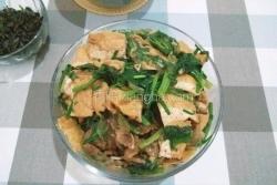 猪肉油炸豆腐烩菜