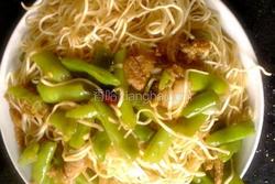 豆角蒸面条