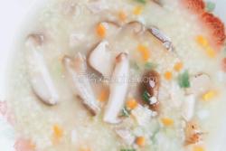蘑菇瘦肉小米粥