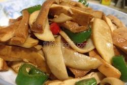 杏鲍菇烩香干