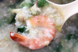 香滑软糯的鲜虾蔬菜粥