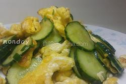 黄瓜炒鸡蛋