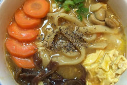 蔬食咖哩刀削汤面