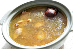 韩式清炖牛尾汤