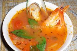 意式番茄海鲜汤