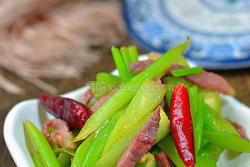 香芹炒腊肉